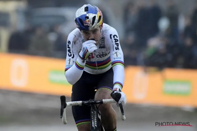 Tweede plek hoogst haalbare voor Wout Van Aert: "Je ziet wat je ziet... Mathieu is ongenaakbaar"