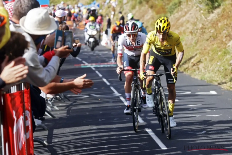 Gele trui Roglic doet een zaakje en verstevigt positie: "Ik ben superblij, geen verrassing dat Pogacar het zo goed doet"