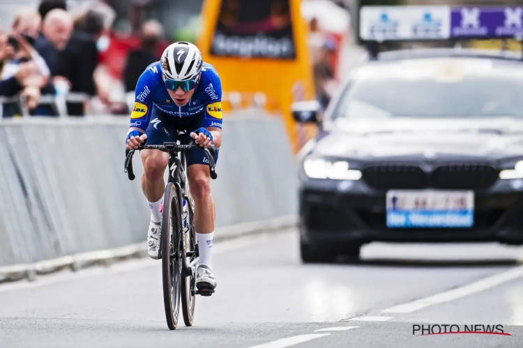 Deceuninck-Quick-Step viert feest na overwinning Remco Evenepoel: "Op een avond zonder Facebook en Instagram"