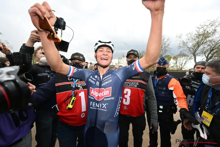 HERBELEEF: Van der Poel wint Ronde van Vlaanderen na bloedstollende finale, sterke Pogačar valt naast podium