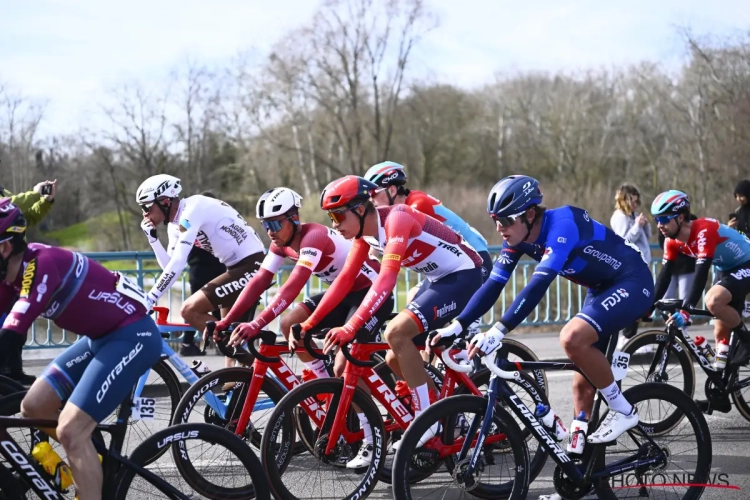 Nieuw-Zeelander van Groupama-FDJ is de sterkste in Cholet en boekt zijn 1e profzege