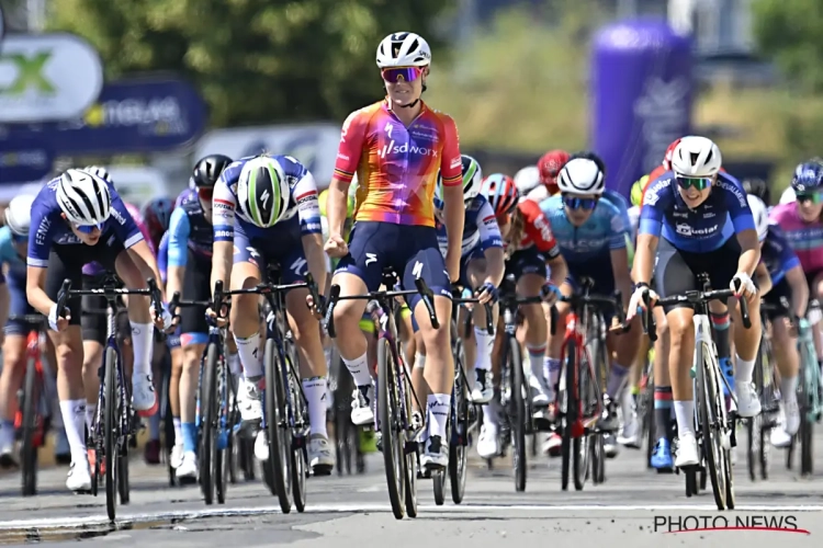 🎥 Oppermachtige Lotte Kopecky controleert en sprint makkelijk naar haar derde Belgische titel