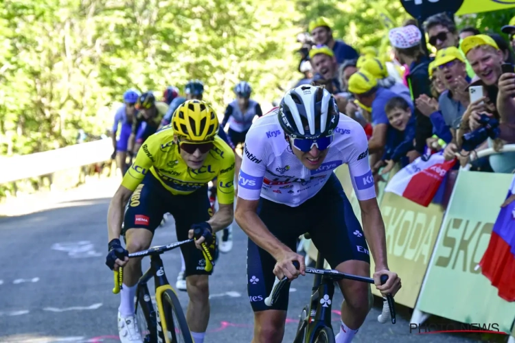 Tom Dumoulin ziet zwakte bij Tadej Pogacar in deze Tour: "Vingegaard doet dat beter"